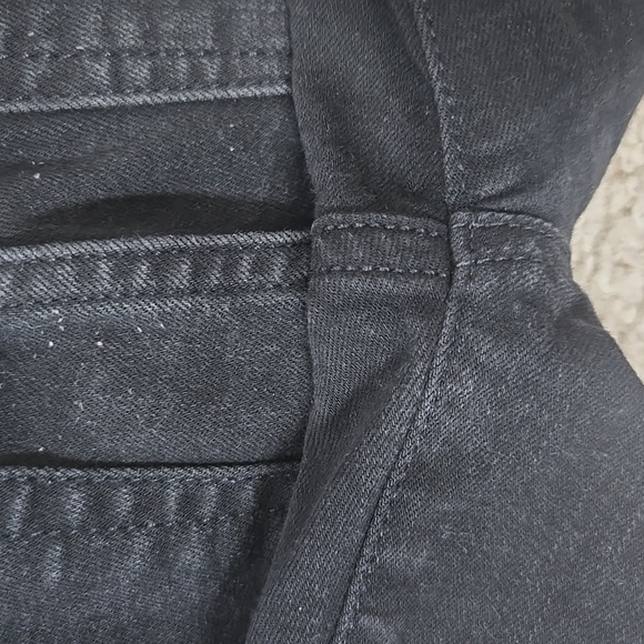 Joe's Jeans Flawless The Icon Skinny Mid-Rise Black Jeans - Picture 14 of 14